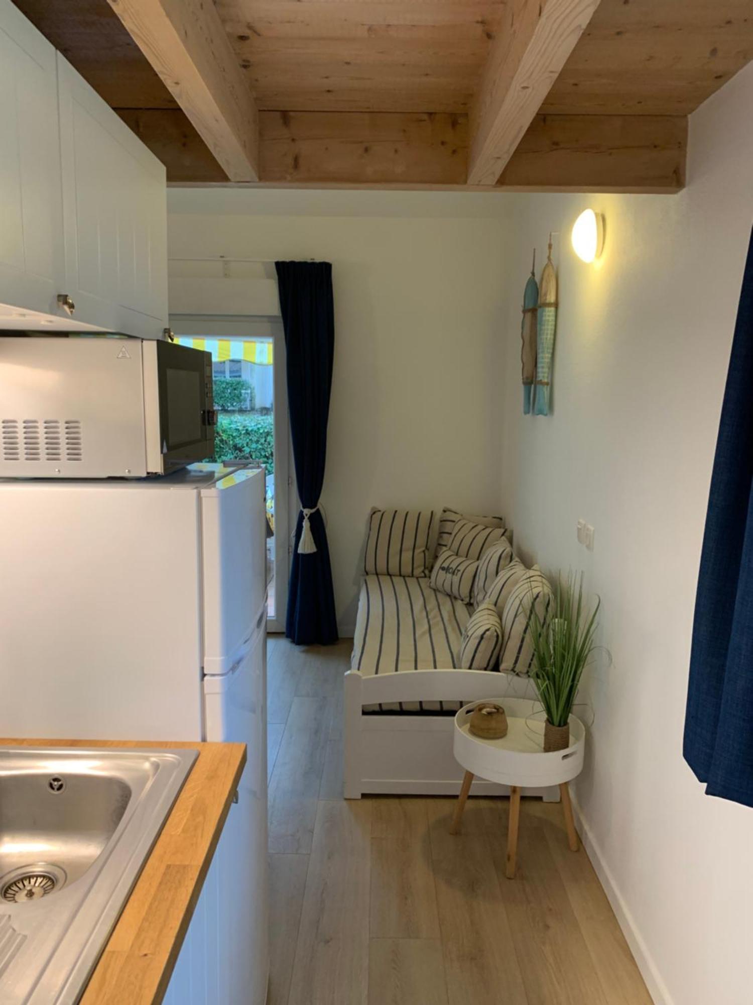 Maisonnette La Coti H5 Avec Piscine Interieure Chauffee, A 400 M De La Plage Et Menage De Fin Sejour Compris Saint-Georges-d'Oleron Exterior foto