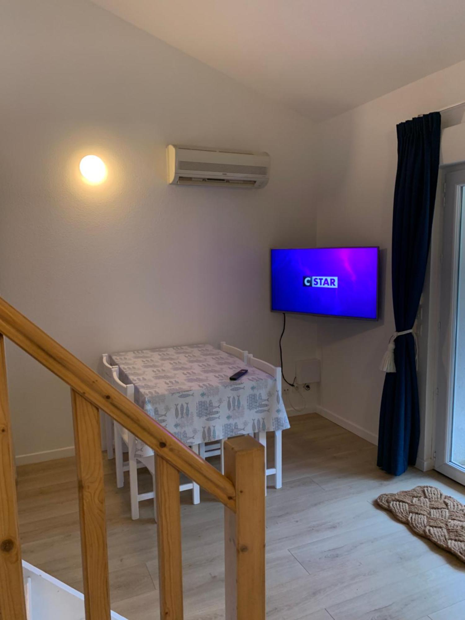 Maisonnette La Coti H5 Avec Piscine Interieure Chauffee, A 400 M De La Plage Et Menage De Fin Sejour Compris Saint-Georges-d'Oleron Exterior foto